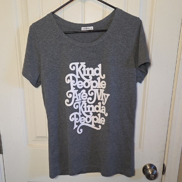 Kind People Are My Kinda People Gray Tshirt - Picture 3 of 6